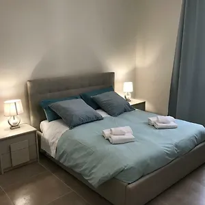 Harmony Coliseum Apartamento