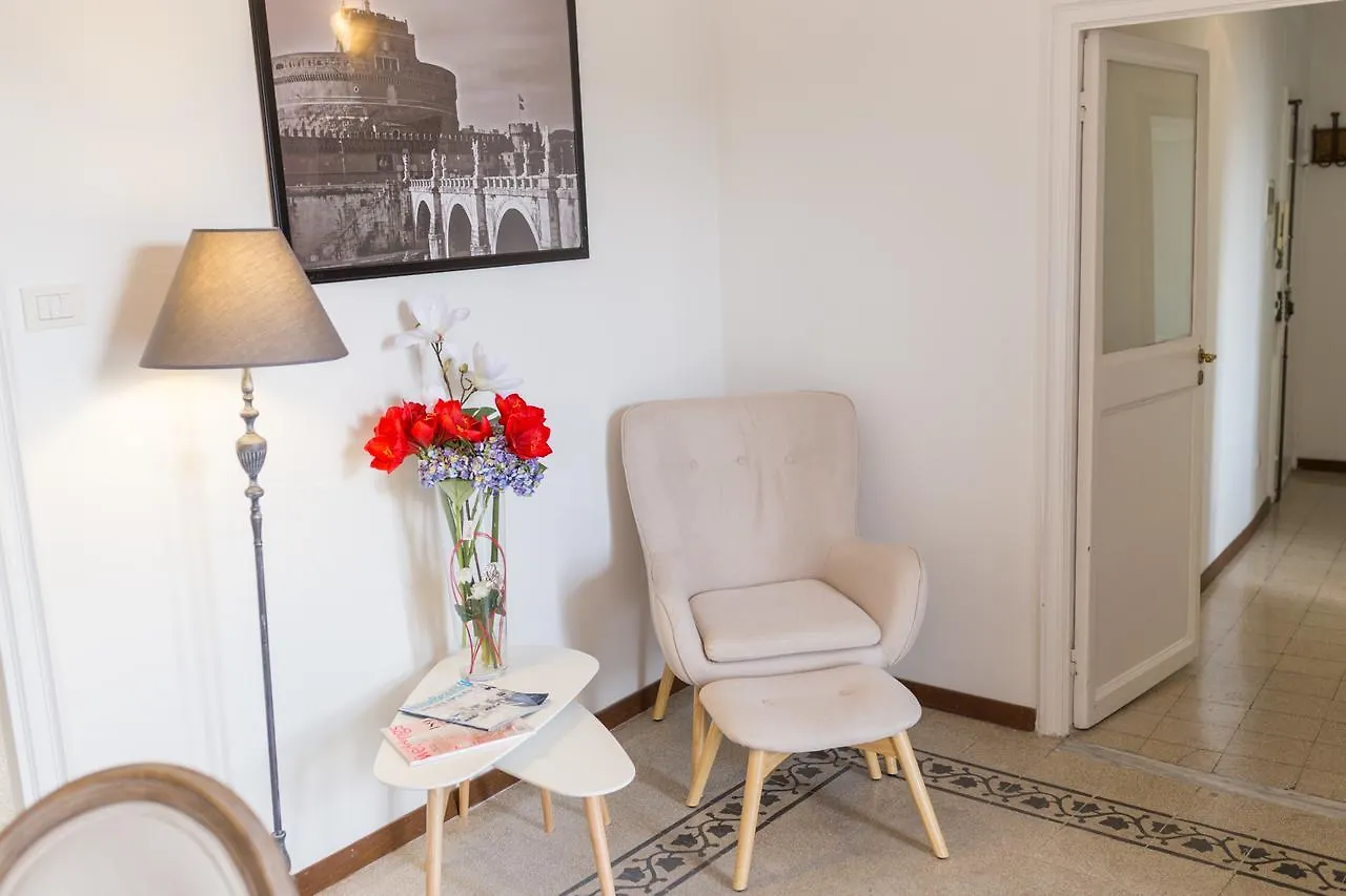 Pellegrino 75 Double Bedroom Rome 0*,  Italy